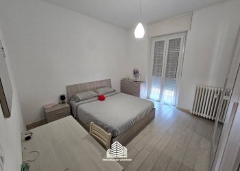 Camera da letto - Non-buildable land via Adige, 9, Bra - photo 5