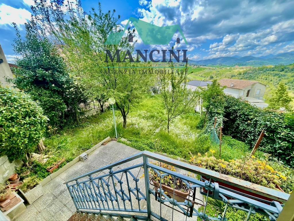 Casa indipendente PIAZZA VITTORIA, Montecarotto - foto 2