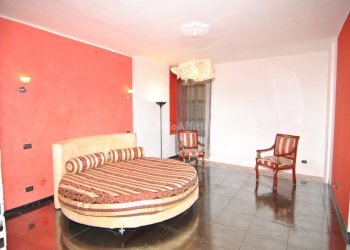 LATO NOTTE - Loft Livorno - foto 16