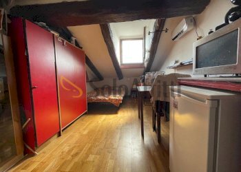3.jpg - One-room apartment Piazza Vittorio Veneto, Torino - photo 2