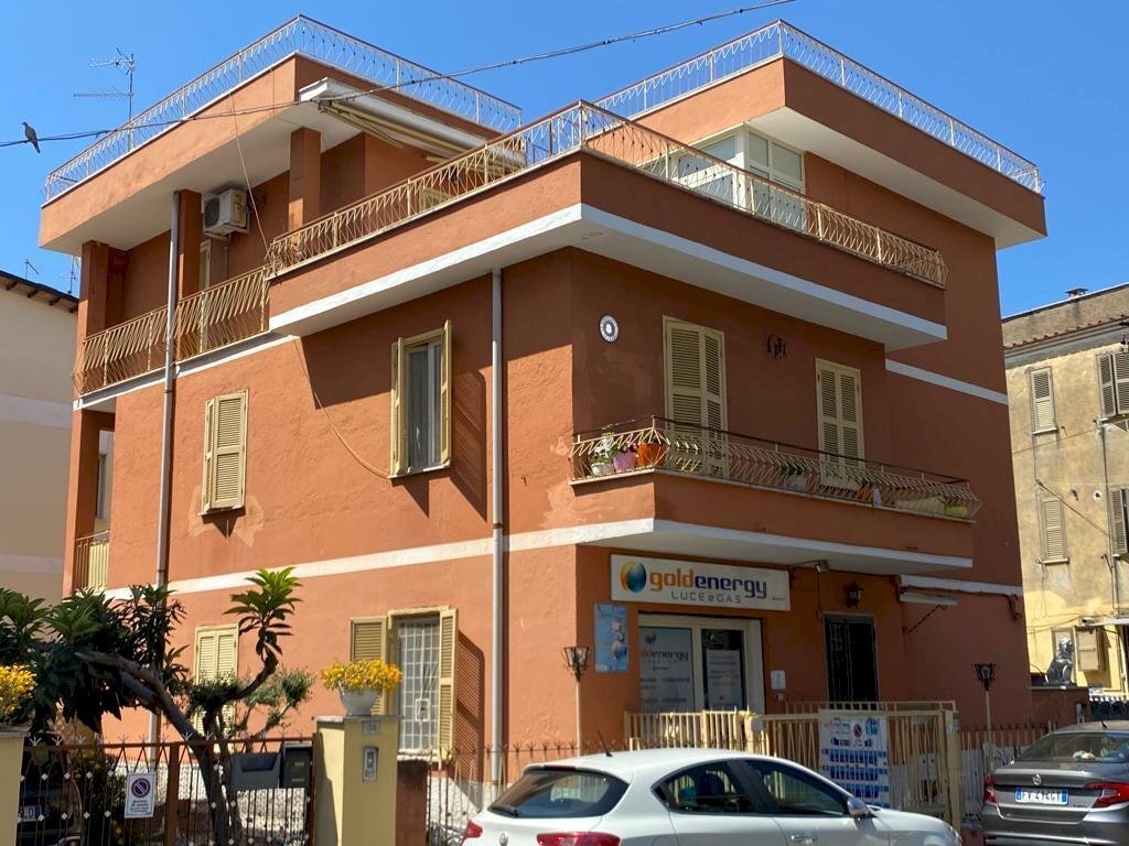 WhatsApp Image 2023-04-21 at 13.52.56 (5).jpeg - Locale Commerciale Via della Serena, Tivoli - foto 1