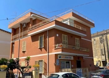 WhatsApp Image 2023-04-21 at 13.52.56 (1).jpeg - Locale Commerciale Via della Serena, Tivoli - foto 2