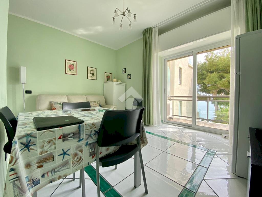 Two-room apartment Passeggiata cadorna, Alassio - photo 3