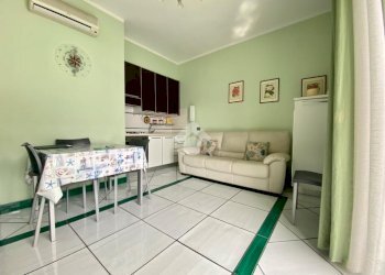 Two-room apartment Passeggiata cadorna, Alassio - photo 4
