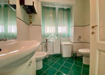 Two-room apartment Passeggiata cadorna, Alassio - photo 12