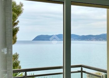 Two-room apartment Passeggiata cadorna, Alassio - photo 21