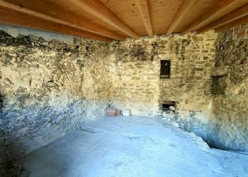 Stanza non arredata - Appartamento vicolo Seta, Ceriana - foto 4