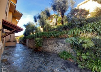 Giardino - Attico via Brà, Bordighera - foto 7