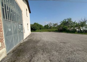 facciata - Rustico strada Provinciale Monregalese, Pianfei - foto 4