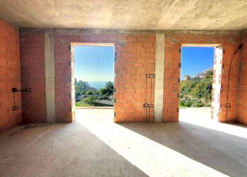 Stanza non arredata - Villa strada Vallegrande, Ospedaletti - foto 17