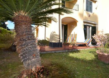 Quadrilocale Via Gabriele D'Annunzio, Loano - foto 2