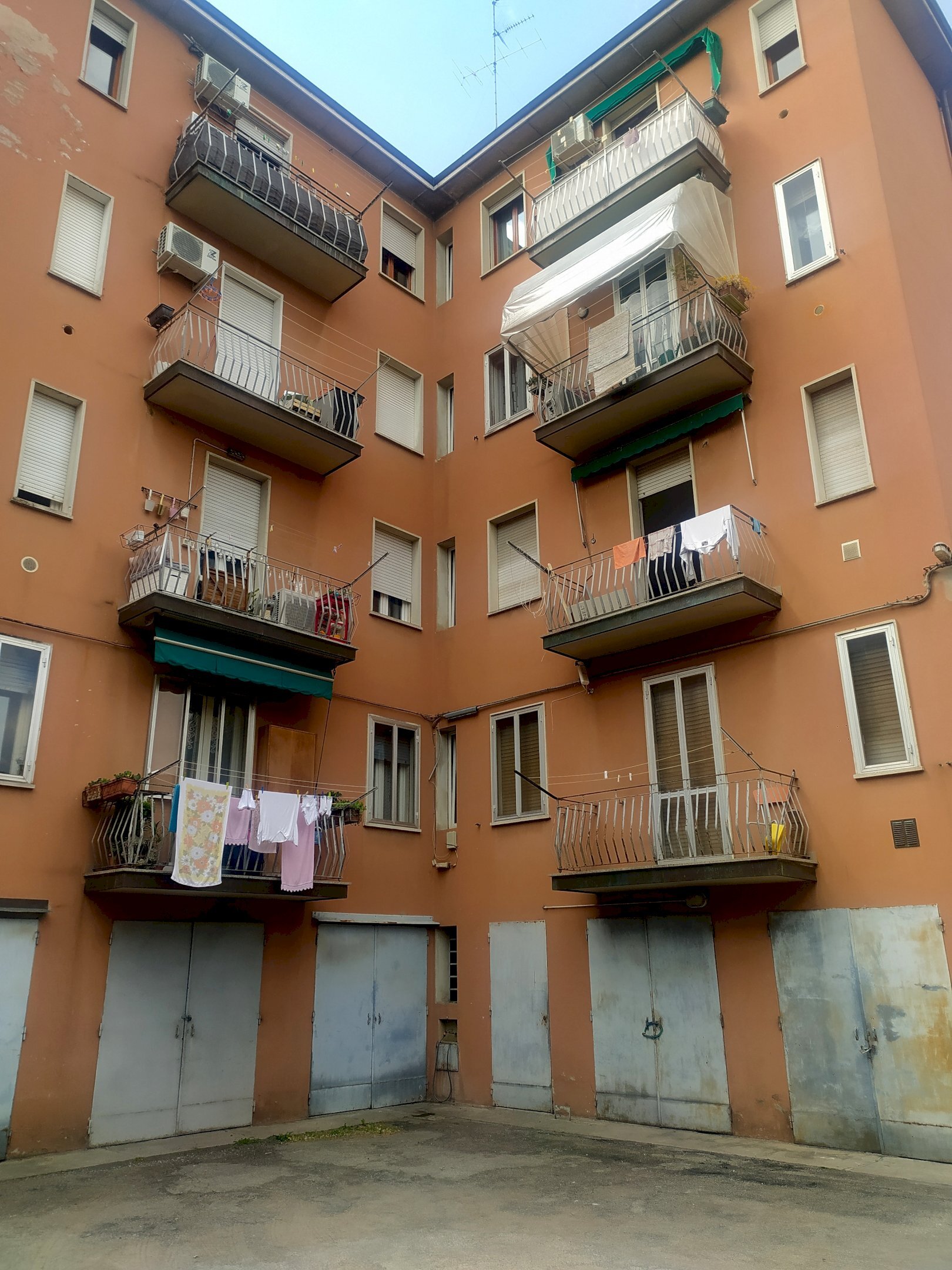 Box via Francesco Guardi, 8, Bologna (neighborhood Barca) - photo 3