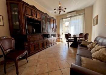 Three-room apartment Via Cavour, Moncalieri - photo 2