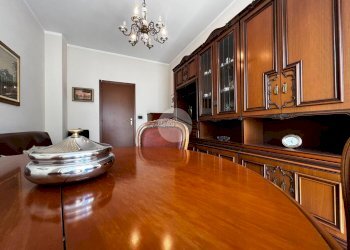 Three-room apartment Via Cavour, Moncalieri - photo 3