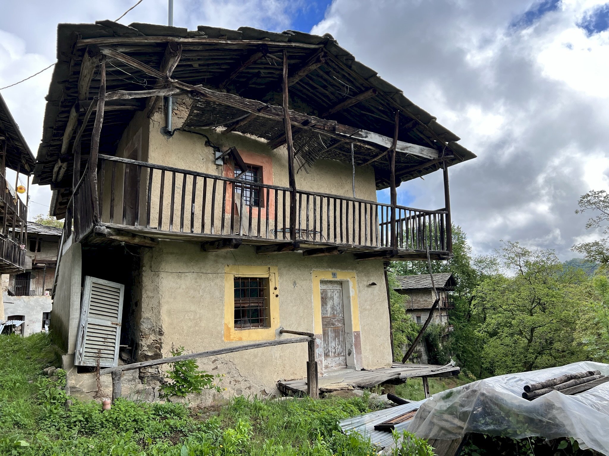 Rustic Borgata Castello, SNC, Isasca - photo 1