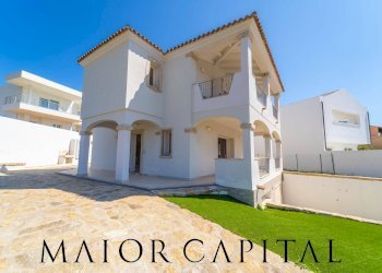 Villa Unifamiliare via degli oleandri, Golfo Aranci - foto 1