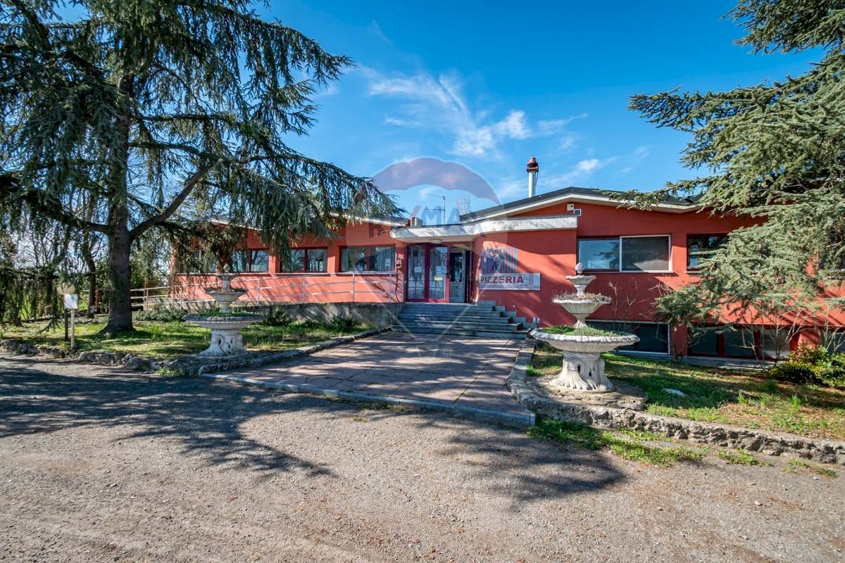 Locale Commerciale Tortona, AL, Tortona - foto 2