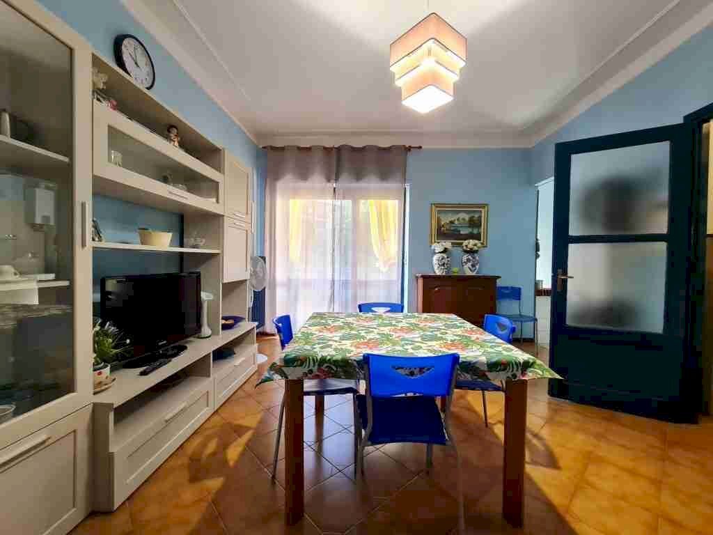 Four-room apartment Alba - photo 1