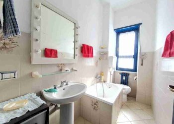 Four-room apartment Alba - photo 7