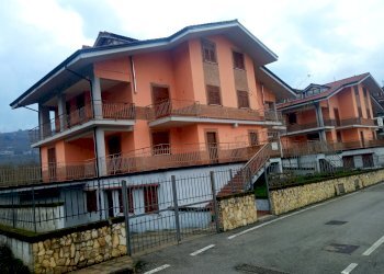 Villa a Schiera CONTRADA CHIAIRA, Avellino - foto 3