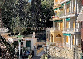 Facciata - Trilocale via Privata del Parco Casana, Rapallo - foto 1