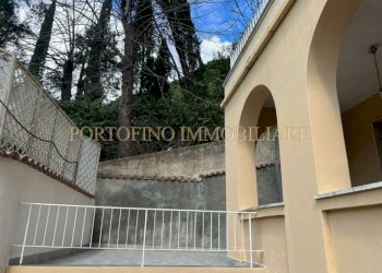 Facciata - Trilocale via Privata del Parco Casana, Rapallo - foto 33