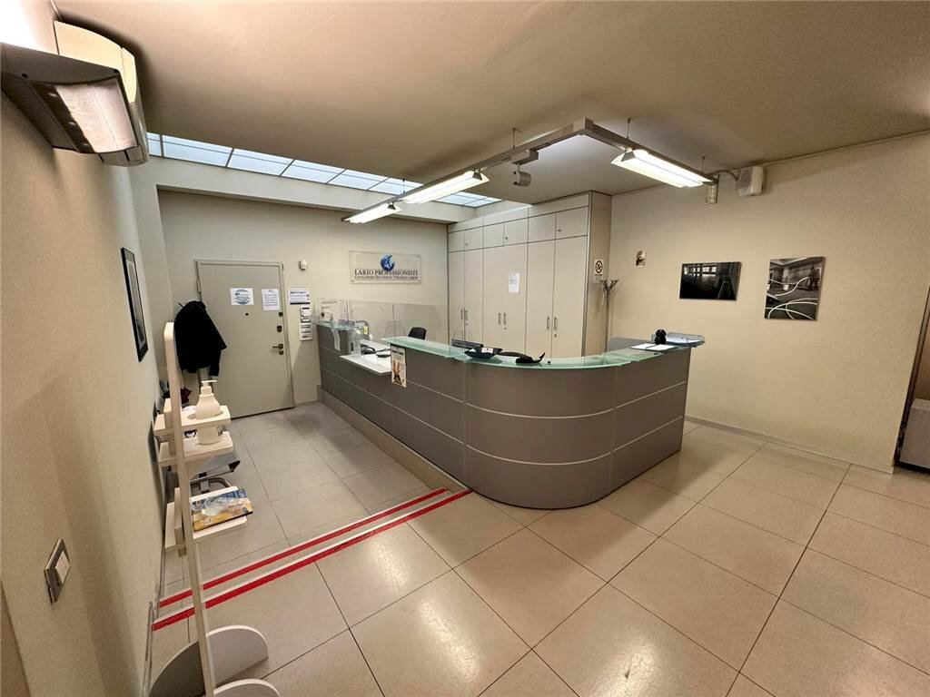 Office VIA FRATELLI RECCHI 2, Como - photo 1