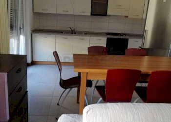 Soggiorno e cucina - Appartamento Corso Matteotti 52, Montecchio Maggiore - foto 1