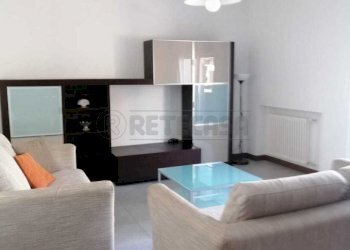 soggiorno - Appartamento Corso Matteotti 52, Montecchio Maggiore - foto 2