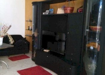 salone 3.jpeg - Appartamento Floridia - foto 2