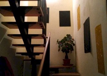 scala 4.jpeg - Appartamento Floridia - foto 30