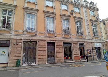 IMG_20221112_113111_777.jpg - Locale Commerciale Piazza della Nunziata 21 R, Genova - foto 3