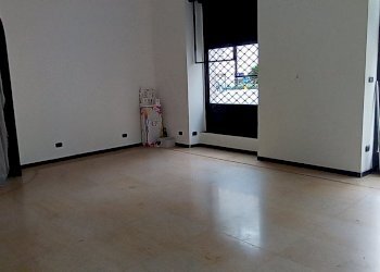 IMG_20221112_112115_901.jpg - Locale Commerciale Piazza della Nunziata 21 R, Genova - foto 8