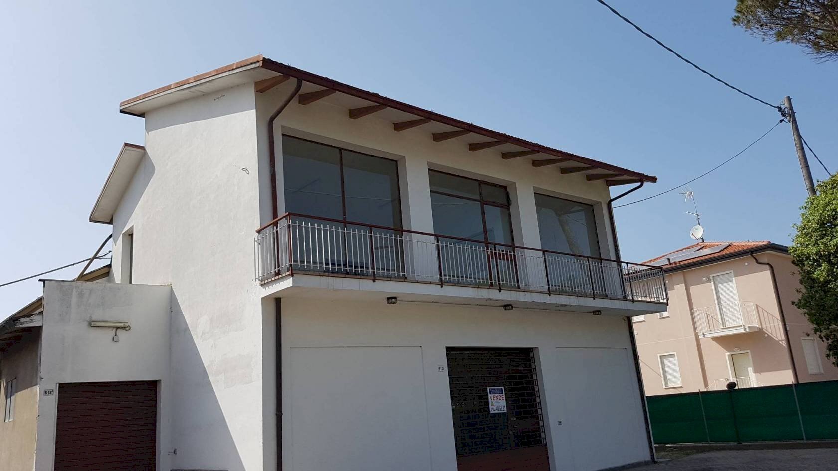 Capannone Via del Sangiovese, Ravenna (zona San Zaccaria) - foto 2