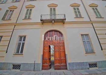 Facciata - Appartamento via Corte d'Appello, Casale Monferrato - foto 5