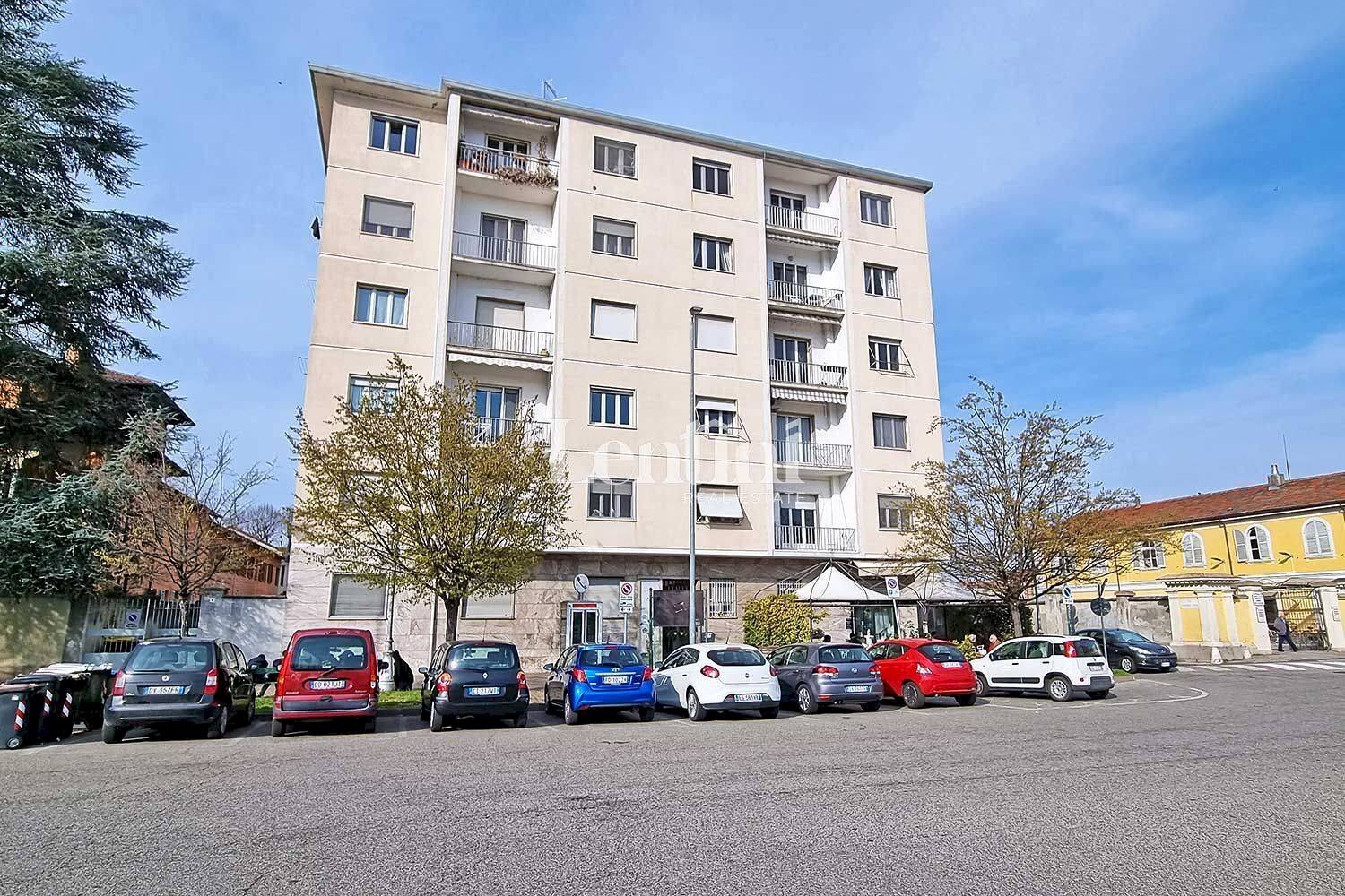 Appartamento piazza Vittorio Veneto, 6, Casale Monferrato - foto 1