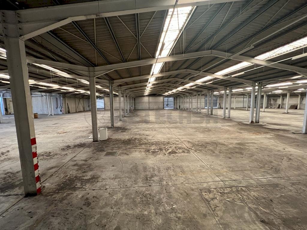 AREA DI PRODUZIONE - Commercial Premises Via Giuseppe Parini 19, Manzano - photo 1