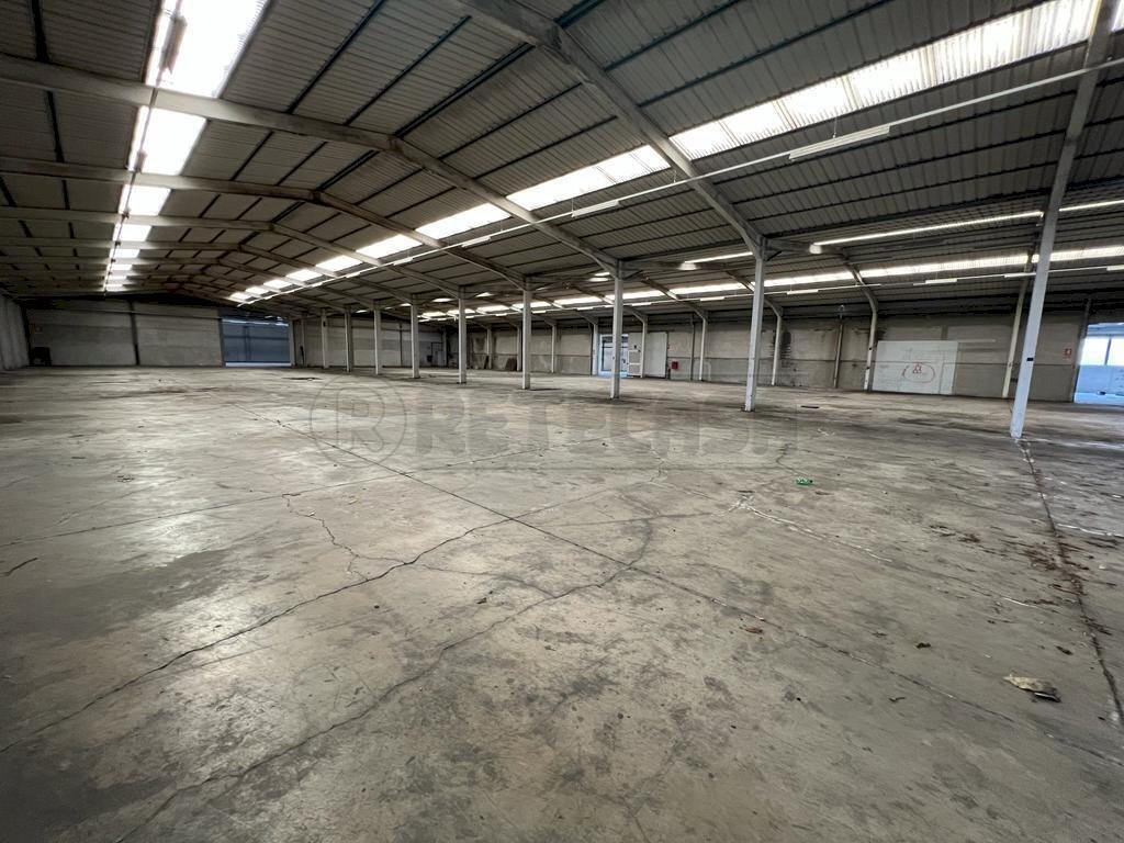 AREA DI PRODUZIONE - Commercial Premises Via Giuseppe Parini 19, Manzano - photo 3