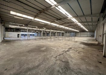 AREA DI PRODUZIONE - Locale Commerciale Via Giuseppe Parini 19, Manzano - foto 6