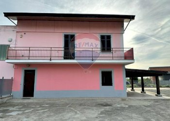 Casa semi indipendente Sobborghi, Alessandria, Alessandria - foto 2