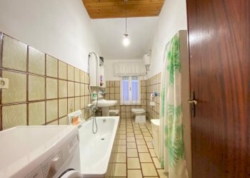 WhatsApp Image 2023-03-05 at 09.54.40 (18).jpeg - Villa Trifamiliare via Vara Superiore 86, Urbe - foto 13