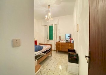 WhatsApp Image 2023-03-05 at 09.55.41 (1).jpeg - Villa Trifamiliare via Vara Superiore 86, Urbe - foto 25