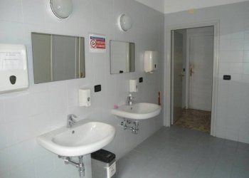 BAGNO - Ufficio via Giovanni Battista Morgagni, Bologna (zona Centro Storico) - foto 20