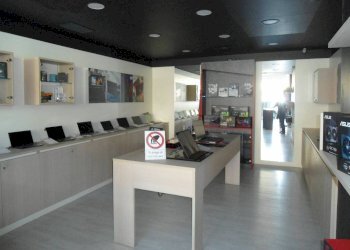 INTERNO - Shop piazza dell'Otto Agosto, Bologna (neighborhood Irnerio) - photo 5