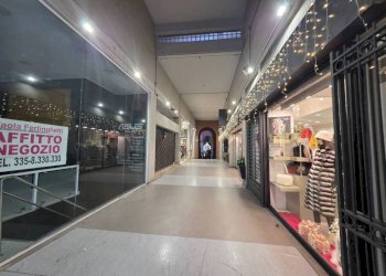 Interno non residenziale - Shop piazza dell'Otto Agosto, Bologna (neighborhood Irnerio) - photo 36