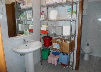 Bagno - Shop piazza dell'Otto Agosto, Bologna (neighborhood Irnerio) - photo 42