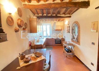 image00023.jpeg - Townhouse Castelfranco di Sotto - photo 6