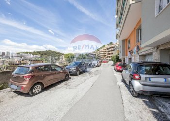 Trilocale Via Mario E Nicolo' Dagnino, 11 
 Pegli, Genova (zona Pegli) - foto 45