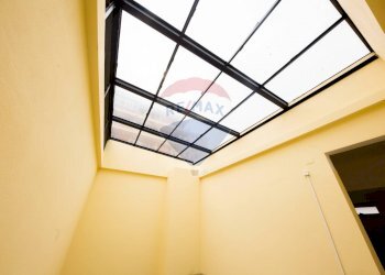 Two-room apartment Via Ponterotto, 90 
 Marassi, Genova (neighborhood Marassi) - photo 32