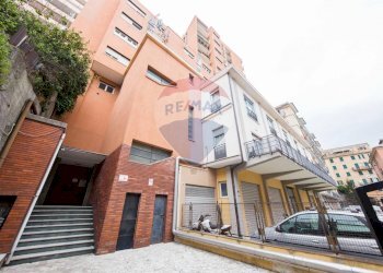 Two-room apartment Via Ponterotto, 90 
 Marassi, Genova (neighborhood Marassi) - photo 35